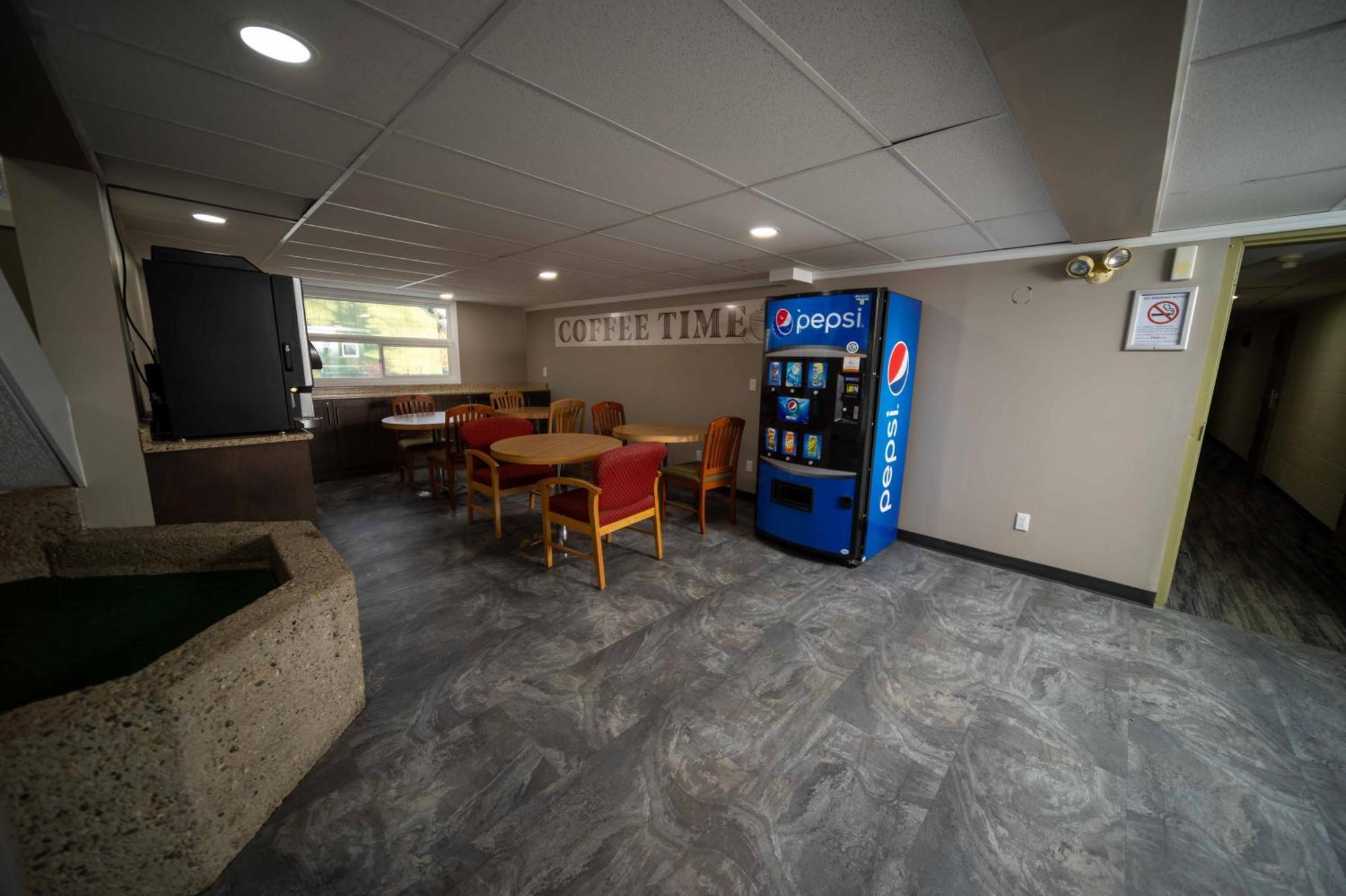 Northern Lights Inn Fort St. John المظهر الخارجي الصورة