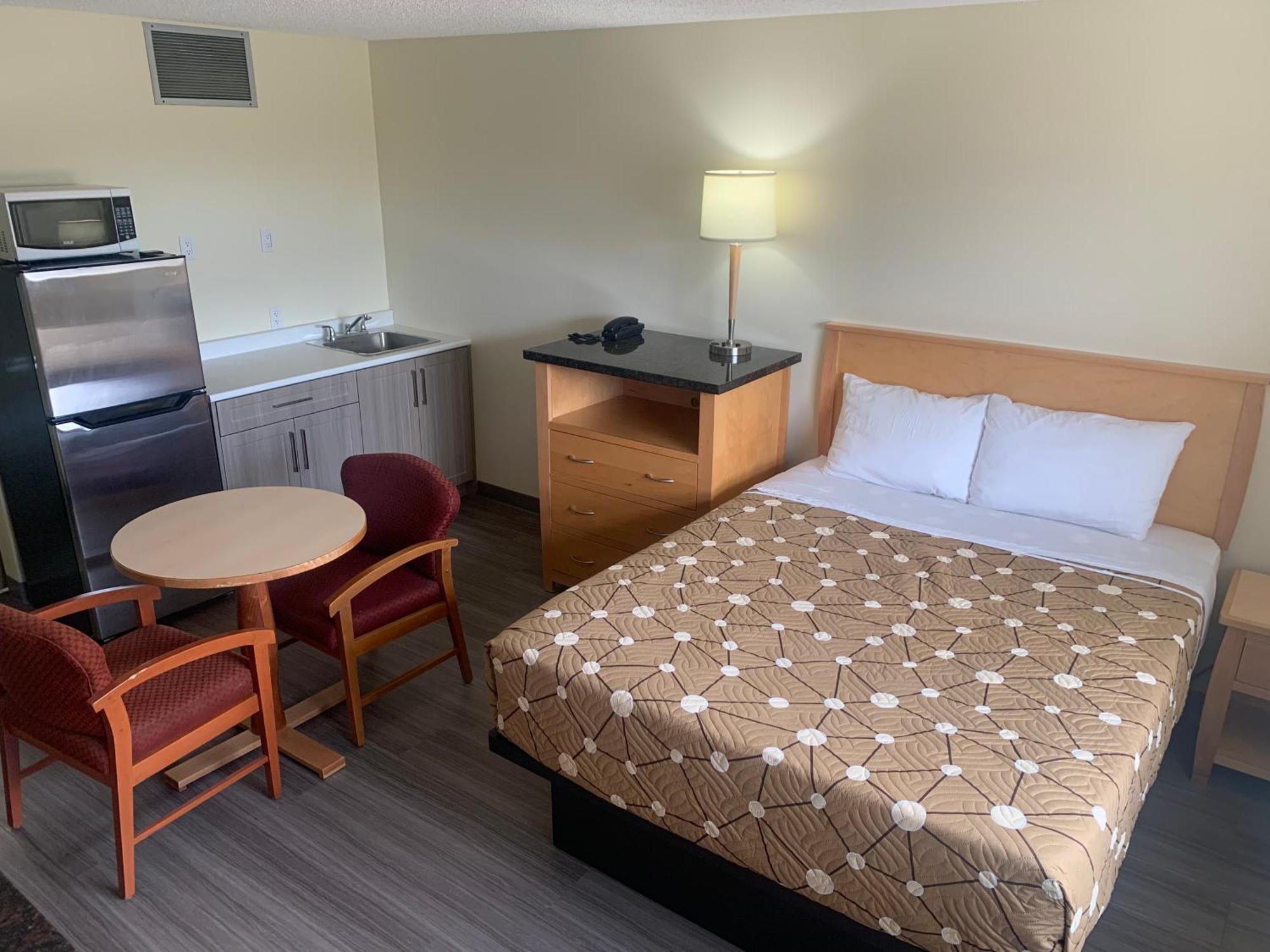 Northern Lights Inn Fort St. John المظهر الخارجي الصورة